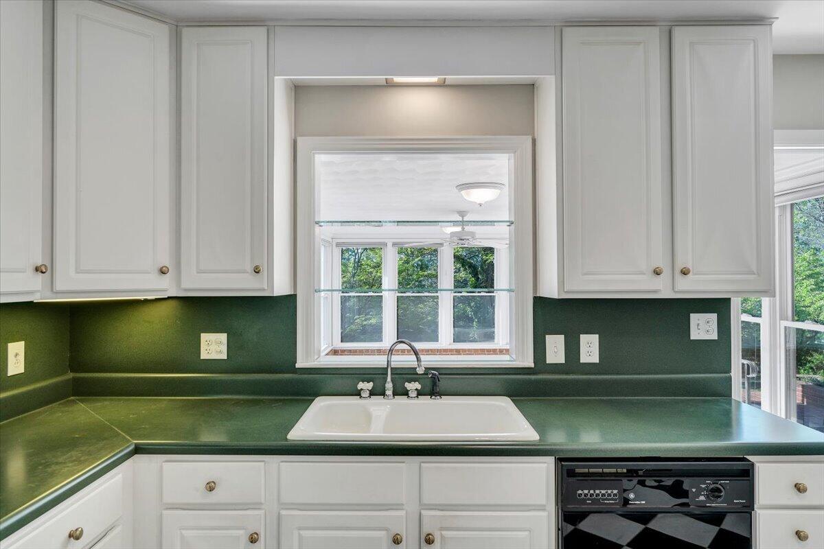 2421 Mt Vernon Road Southwest Roanoke, VA 24015 - Photo 35 of 55 19-MIB08112