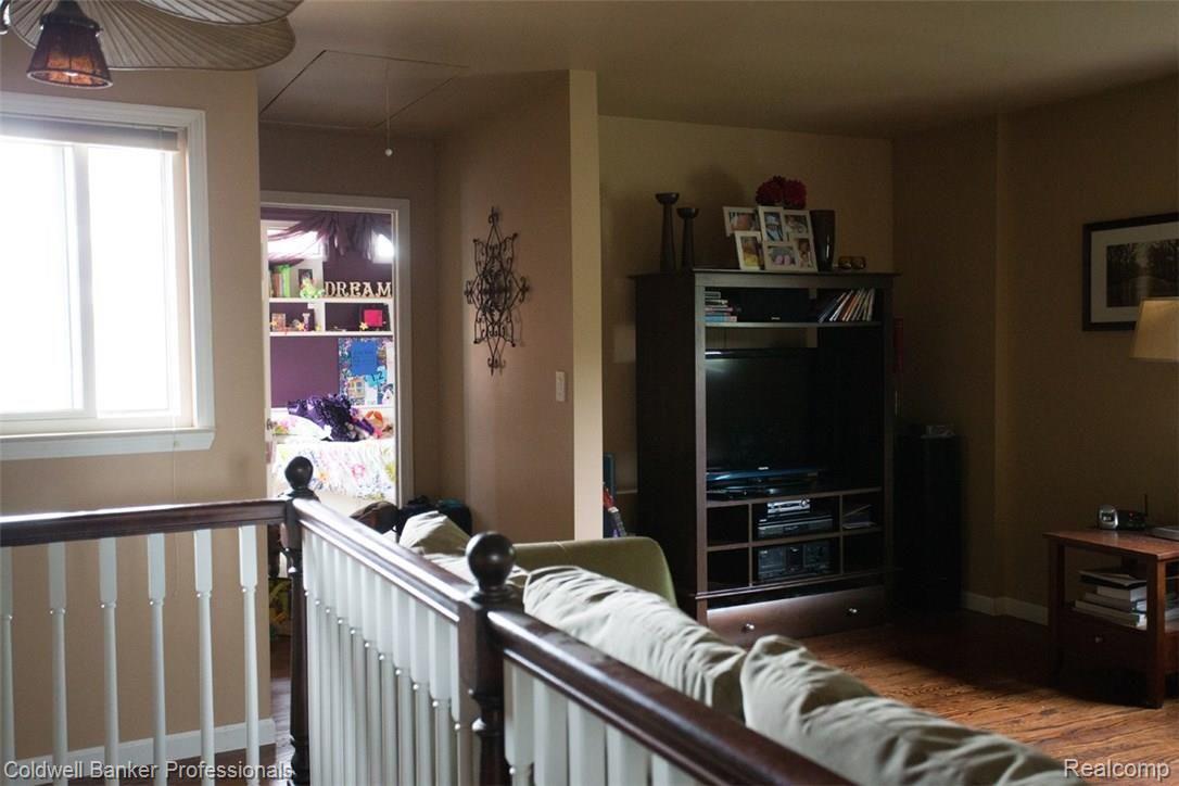 11635 Pardee Road Taylor, MI 48180 - Photo 47 of 81 ML1D0043.jpg