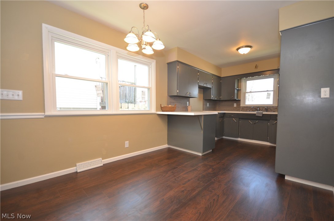 335 Stephens Road Akron, OH 44312 - Photo 4 of 30