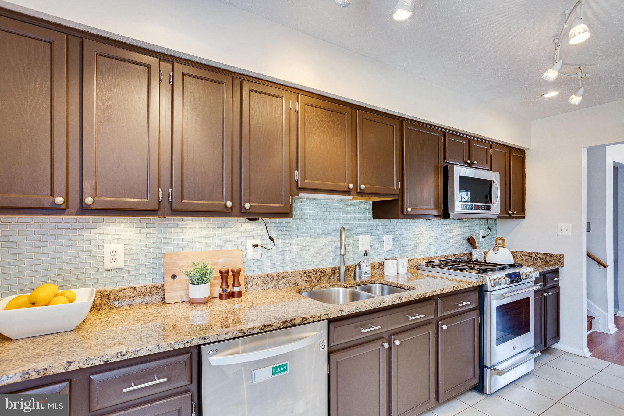 6449 Forest Road Cheverly, MD 20785 - Photo 12 of 58 Gallery Image 12