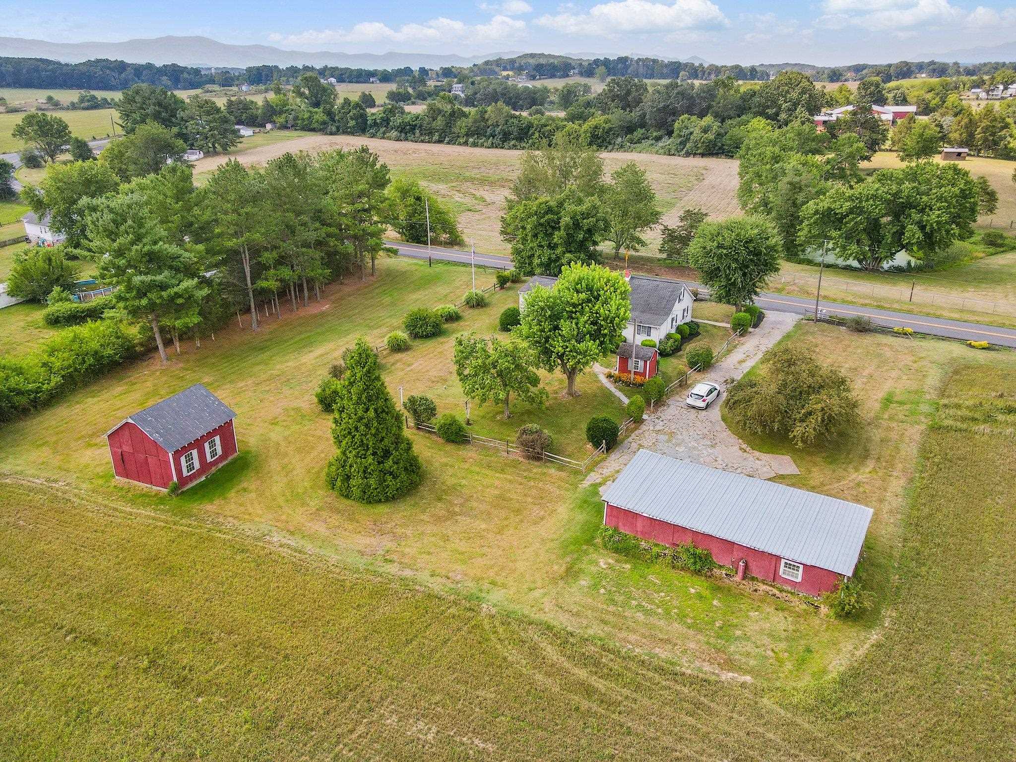 1686 Bixlers Ferry Road Luray, VA 22835 - Photo 5 of 6 Gallery Image 5
