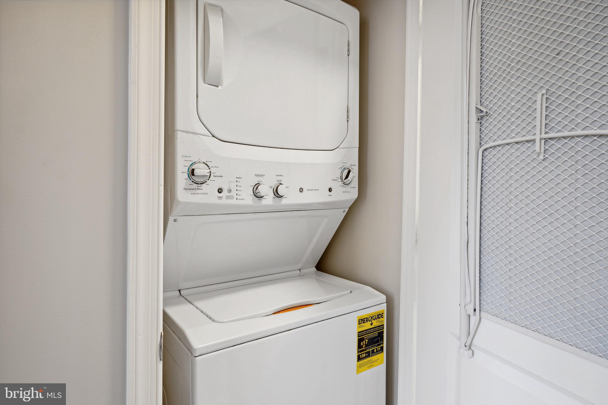 851 North Glebe Road, Unit 108 Arlington, VA 22203 - Photo 20 of 30 In-Unit Laundry