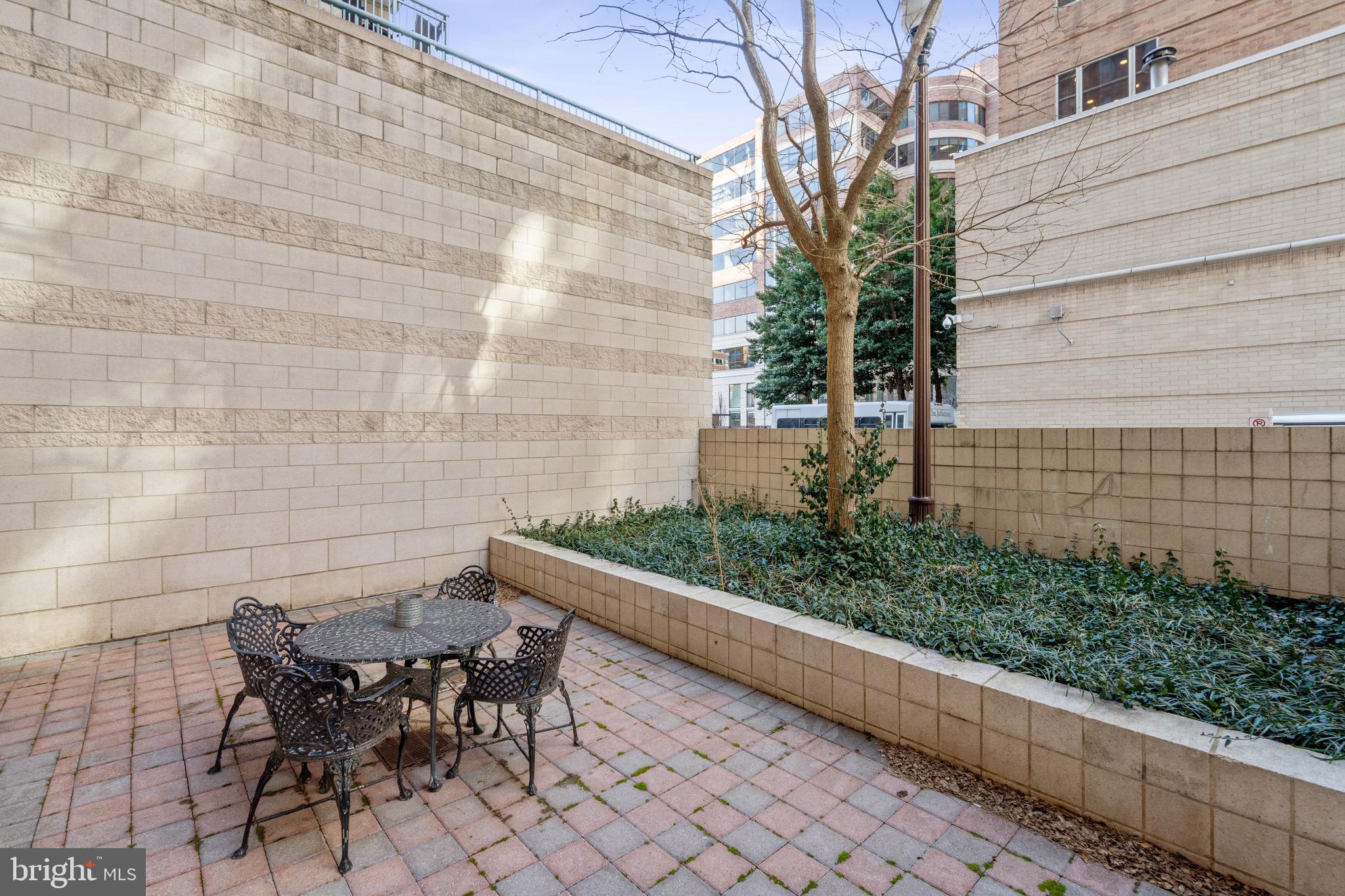 851 North Glebe Road, Unit 108 Arlington, VA 22203 - Photo 22 of 30 Private Patio