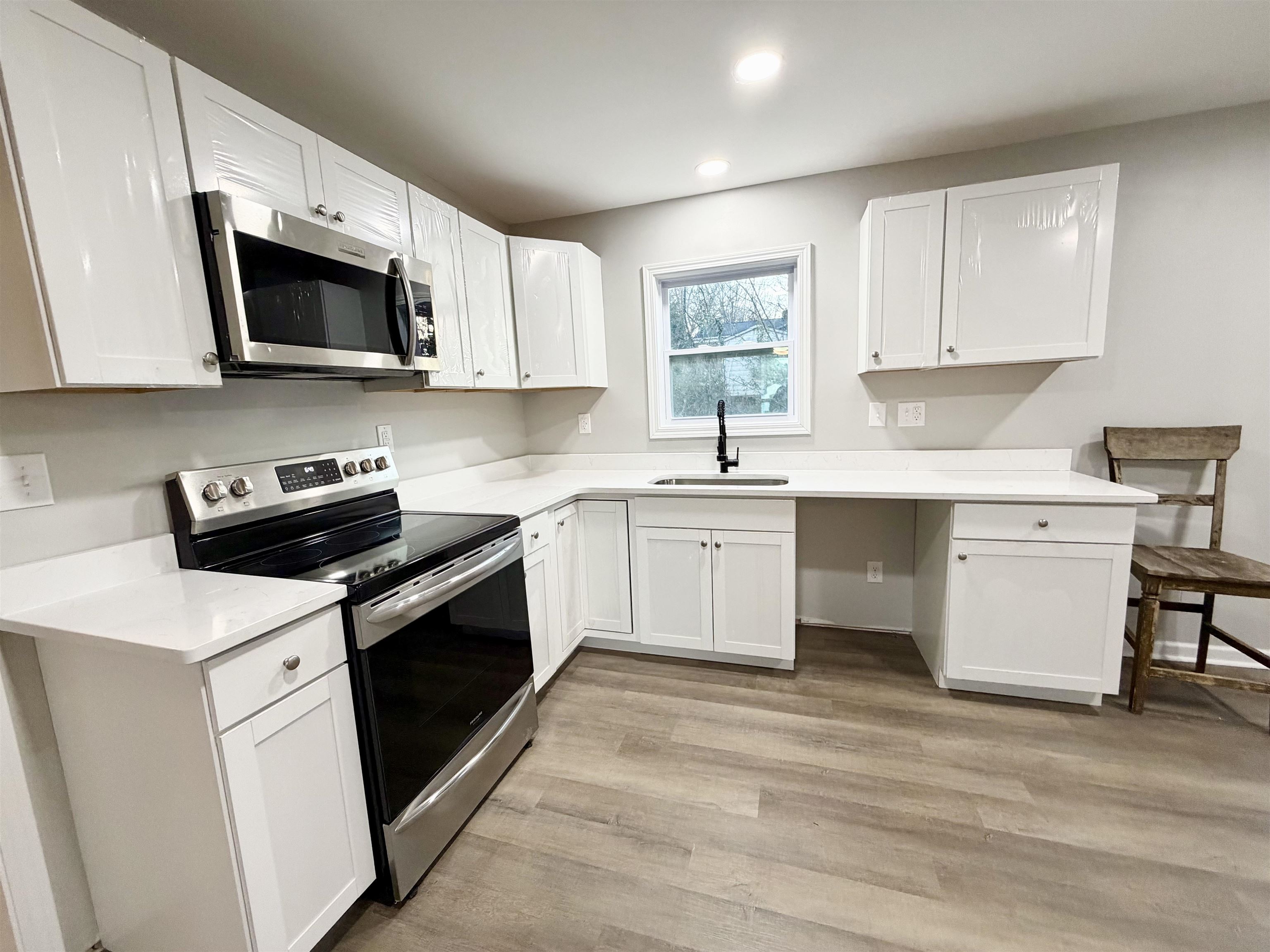 107 Short Alley Gaffney, SC 29341 - Photo 8 of 26 Kitchen