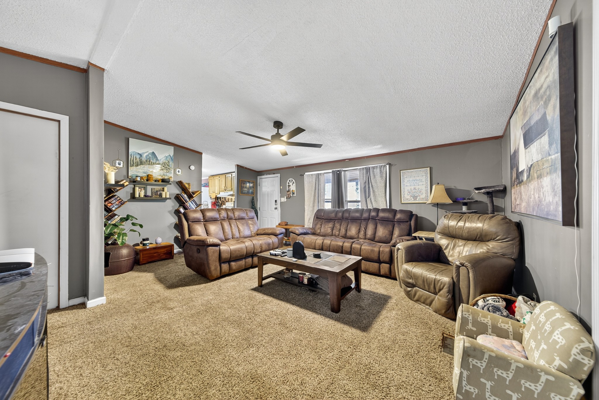 634 Pointe Lane Lafayette, TN 37083 - Photo 16 of 51 a living room with furniture