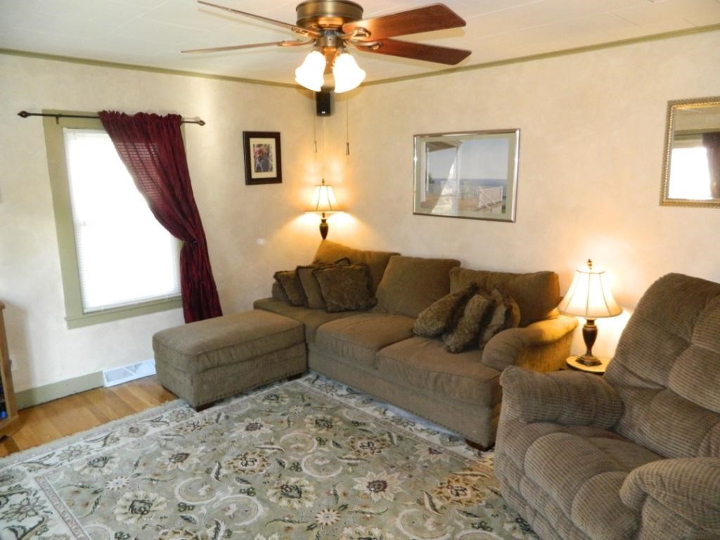 4 Broadway Street Rochester, NH 03868 - Photo 11 of 34