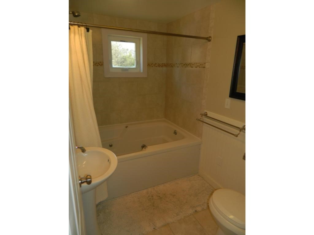 4 Broadway Street Rochester, NH 03868 - Photo 14 of 34