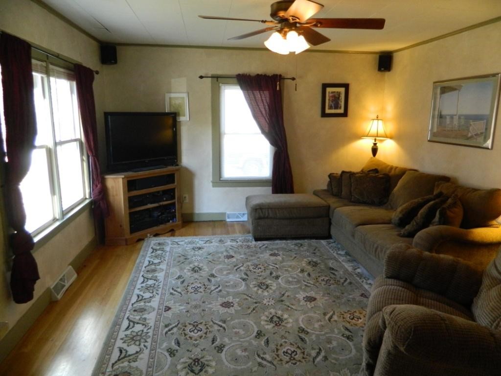 4 Broadway Street Rochester, NH 03868 - Photo 4 of 34