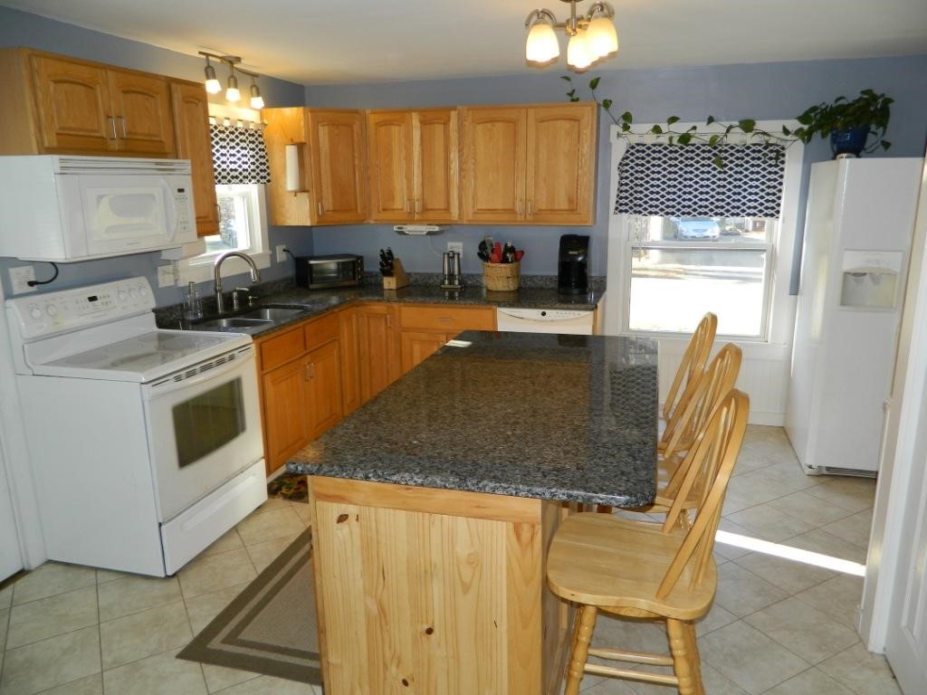 4 Broadway Street Rochester, NH 03868 - Photo 32 of 34