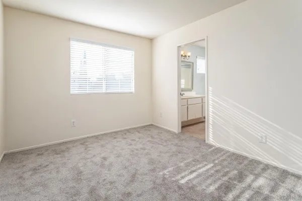 $3,175 | 43325 Corte Benitez, Temecula, CA 92592