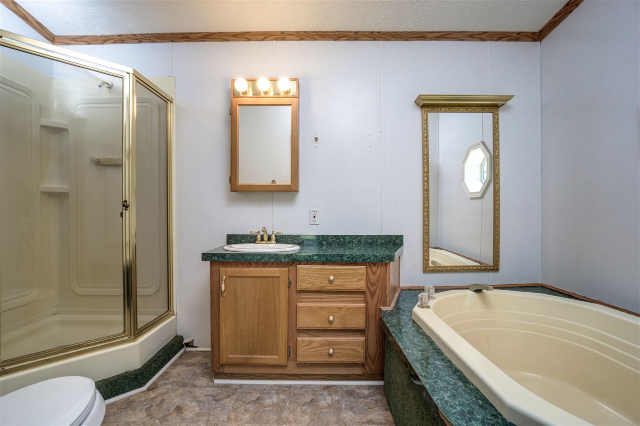 13755 Brick Road Granger, IN 46530 - Photo 16 of 21 Gallery Image 16