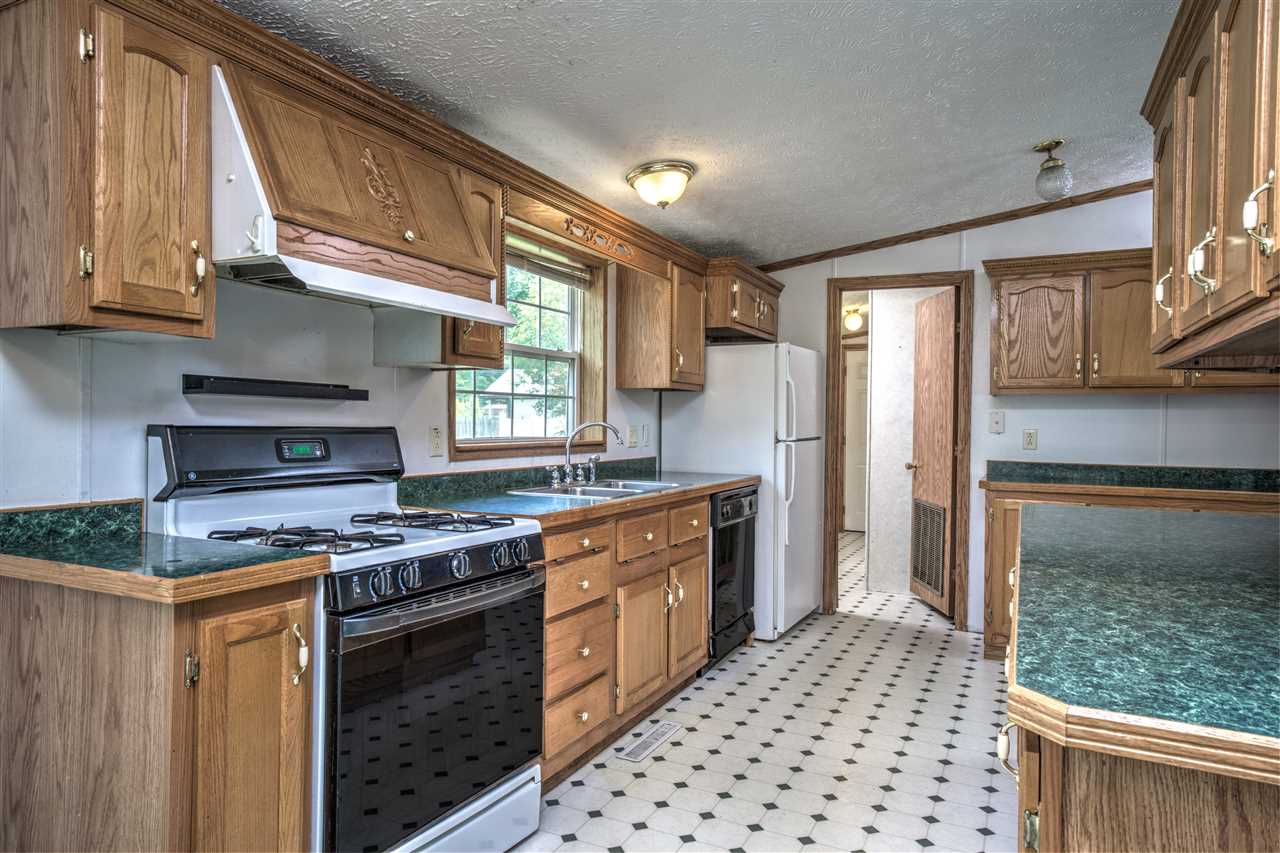 13755 Brick Road Granger, IN 46530 - Photo 7 of 21 Gallery Image 7