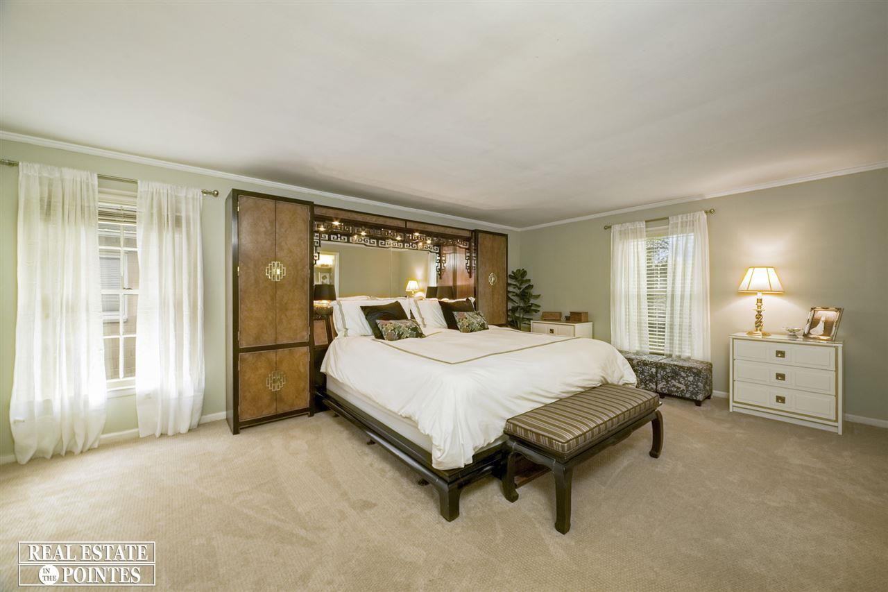 136 Moran Road Grosse Pointe Farms, MI 48236 - Photo 23 of 51