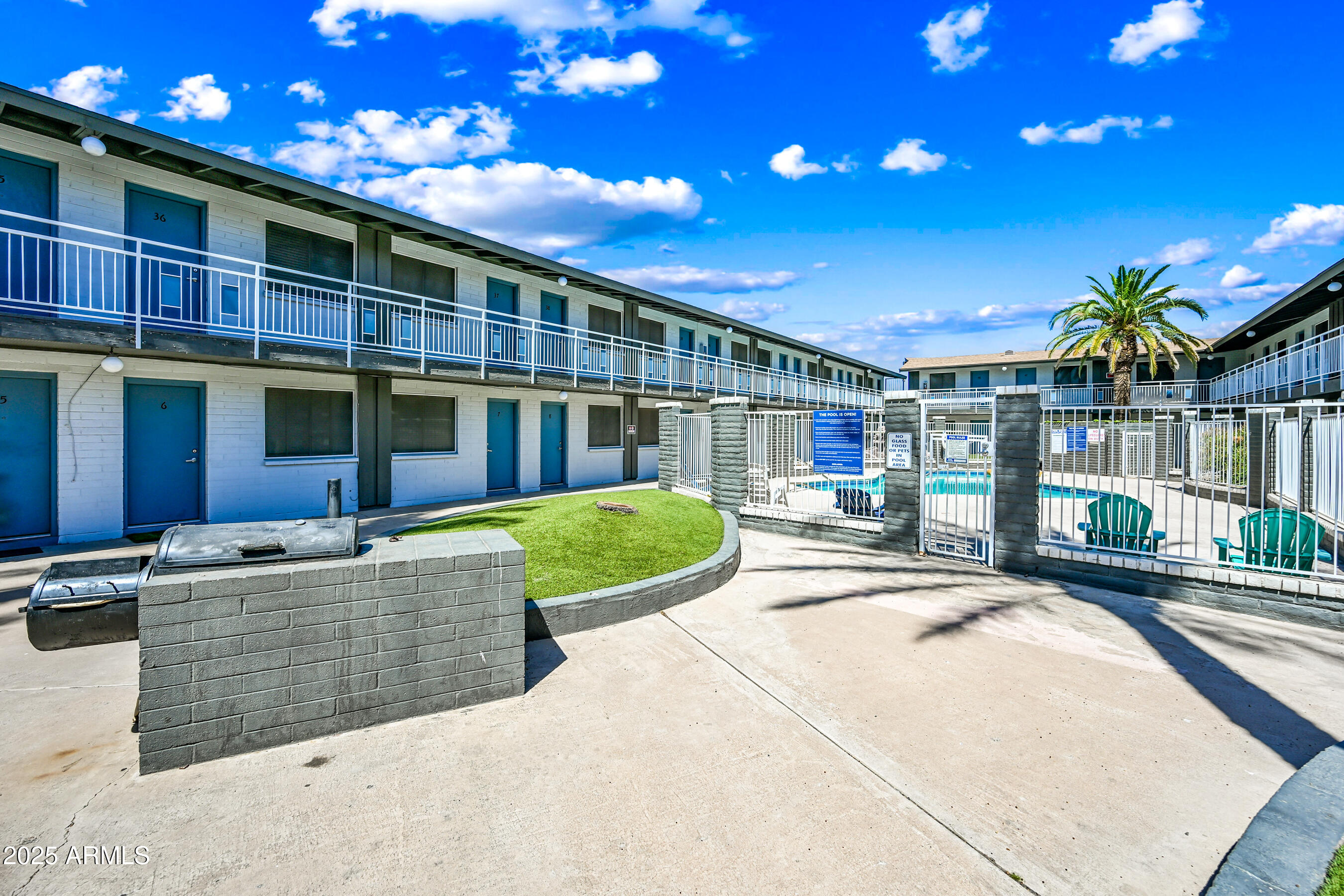 3025 North 32nd Street, Unit 9 Phoenix, AZ 85018 - Photo 15 of 27 3-3025N32S-ocupix-Comm