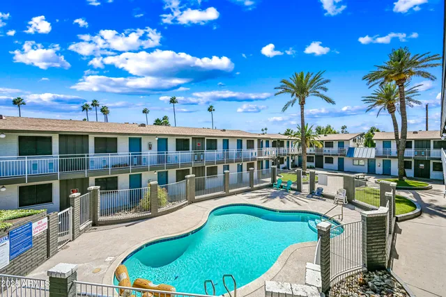 $599 | 3025 North 32nd Street, Unit 9, Phoenix, AZ 85018