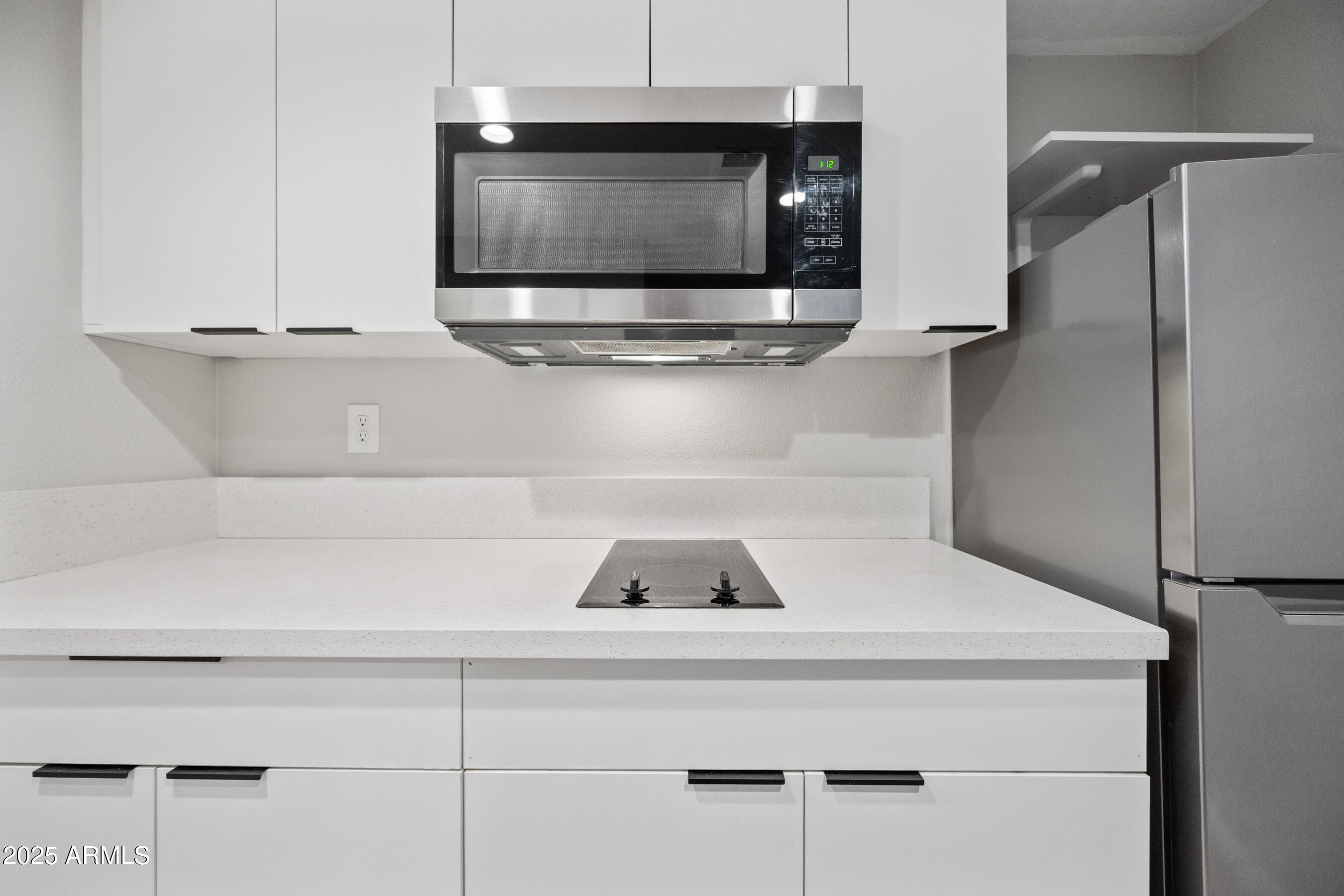 3025 North 32nd Street, Unit 9 Phoenix, AZ 85018 - Photo 7 of 27 7-3025N32S9-ocupix