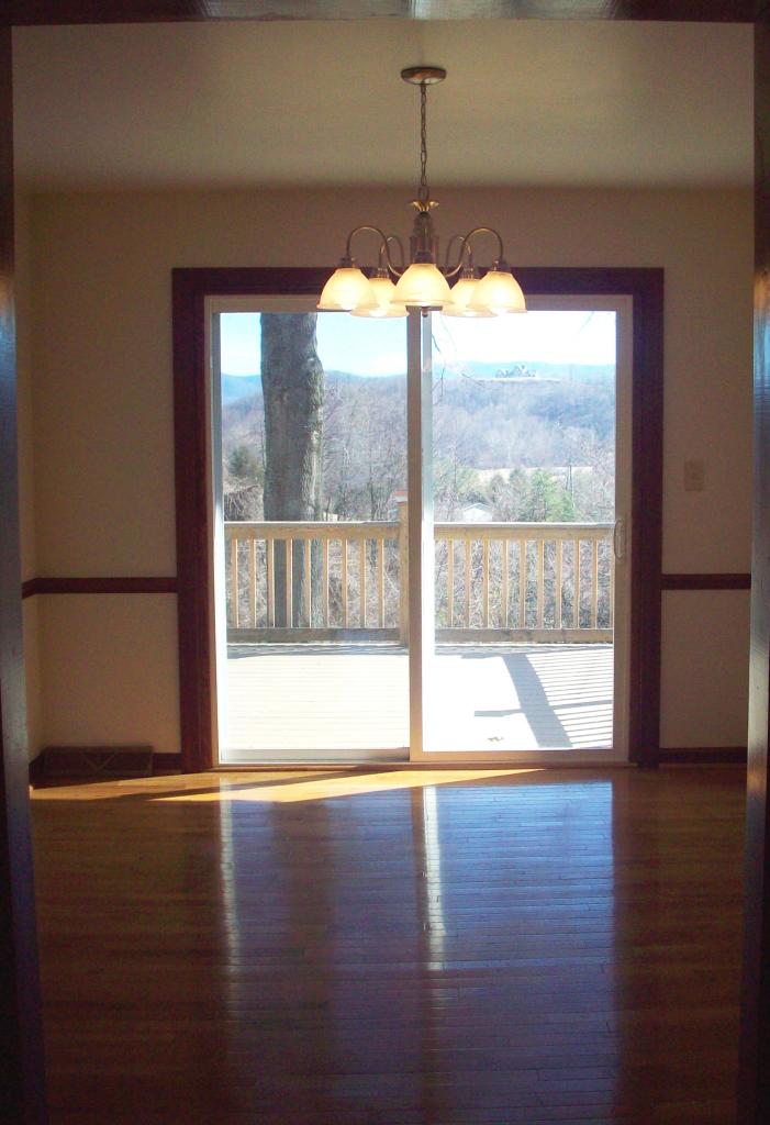 178 Mountain View Road Troutville, VA 24175 - Photo 4 of 22 Dining Room