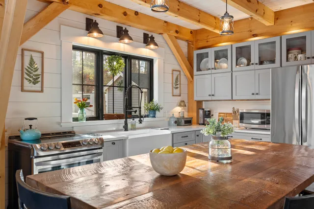 $1,125,000 | 119 Grant Road, Monmouth, ME 04259