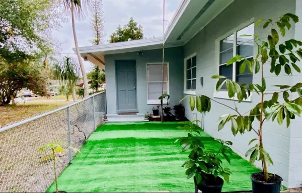 $1,000 | 947 Pinedale Avenue, Orlando, FL 32808