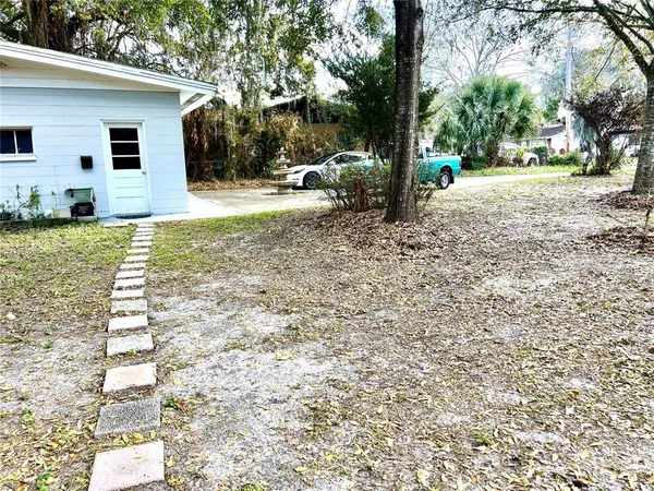 $1,000 | 947 Pinedale Avenue, Orlando, FL 32808