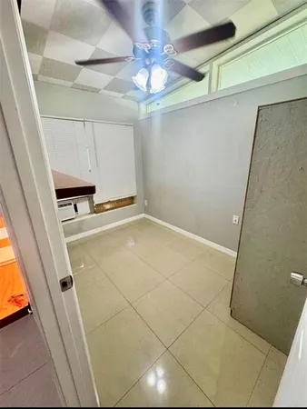 $1,000 | 947 Pinedale Avenue, Orlando, FL 32808
