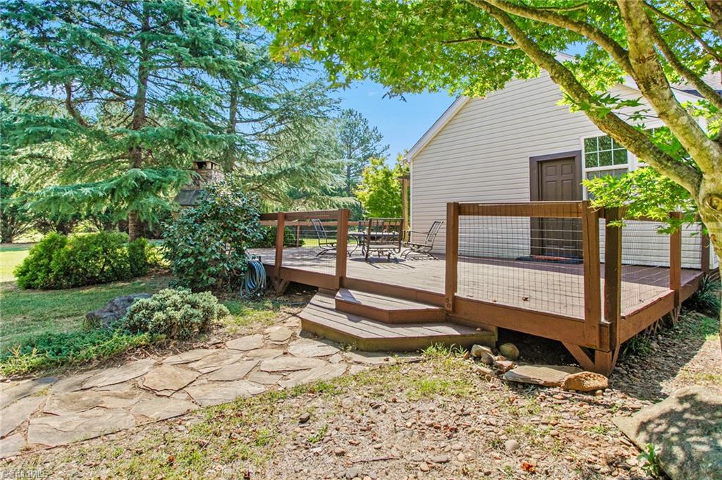 9011 Cook Farm Road Belews Creek, NC 27009 - Photo 31 of 43 Gallery Image 31