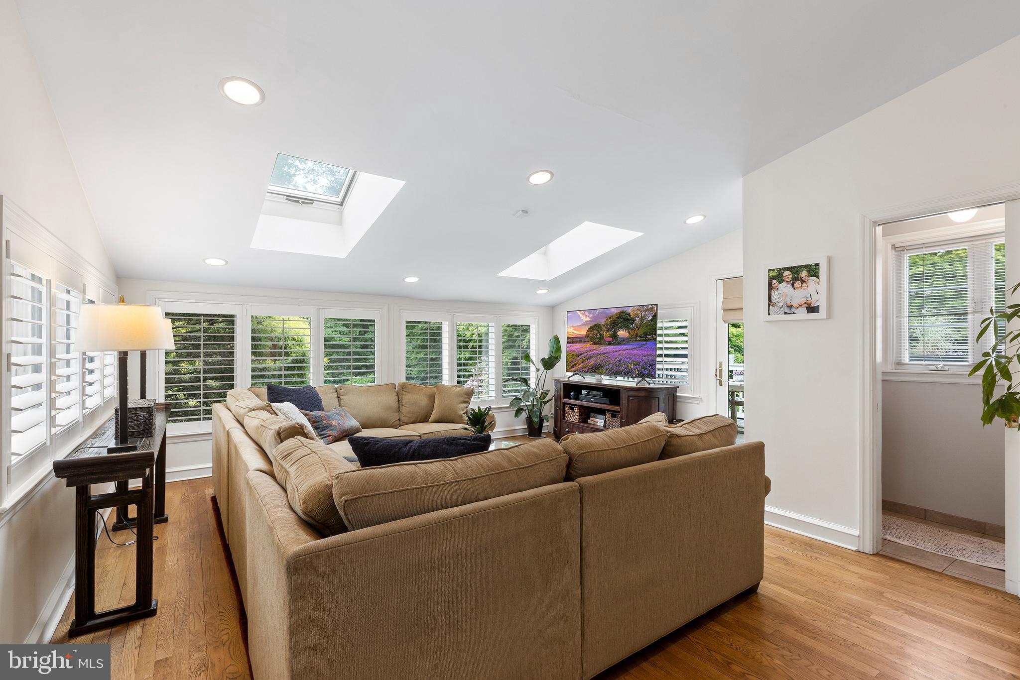40 Derwen Road Bala Cynwyd, PA 19004 - Photo 14 of 40 Family room