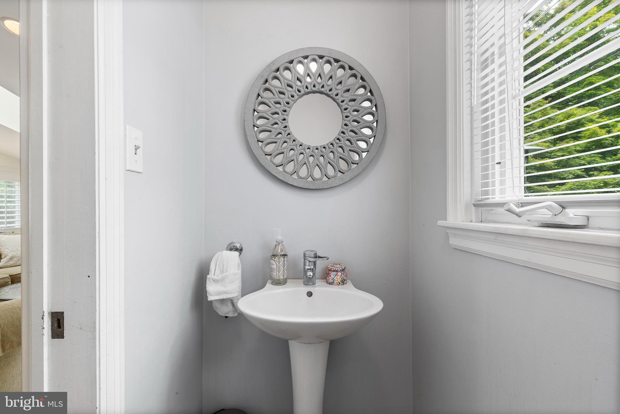 40 Derwen Road Bala Cynwyd, PA 19004 - Photo 17 of 40 First floor half bath