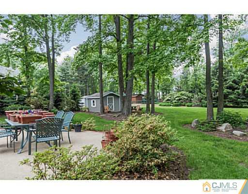 14 Fox Hill Road Edison, NJ 08820 - Photo 16 of 22