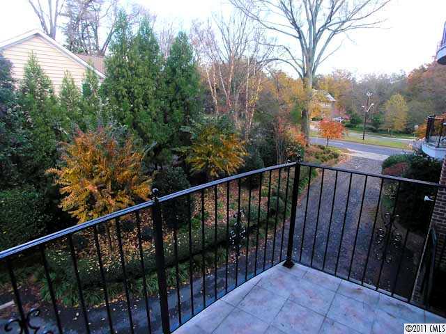 952 Queens Road, Unit 952 Charlotte, NC 28207 - Photo 16 of 16 Gallery Image 16