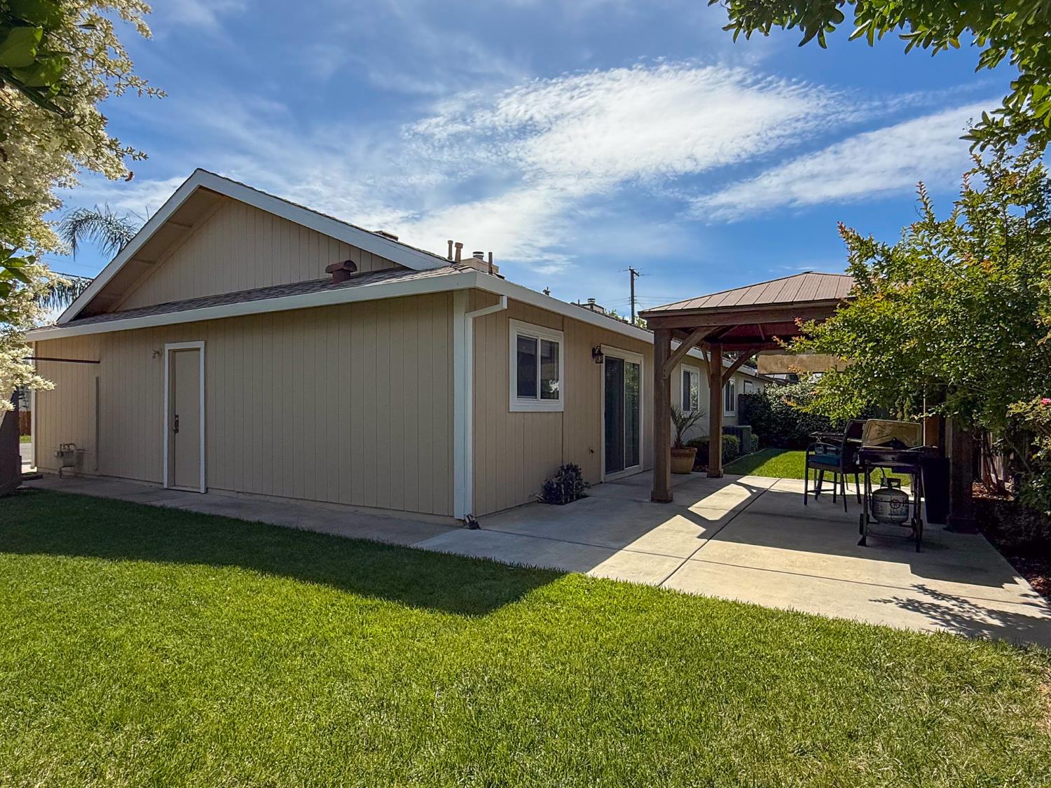 535 N Street Rio Linda, CA 95673 - Photo 27 of 33