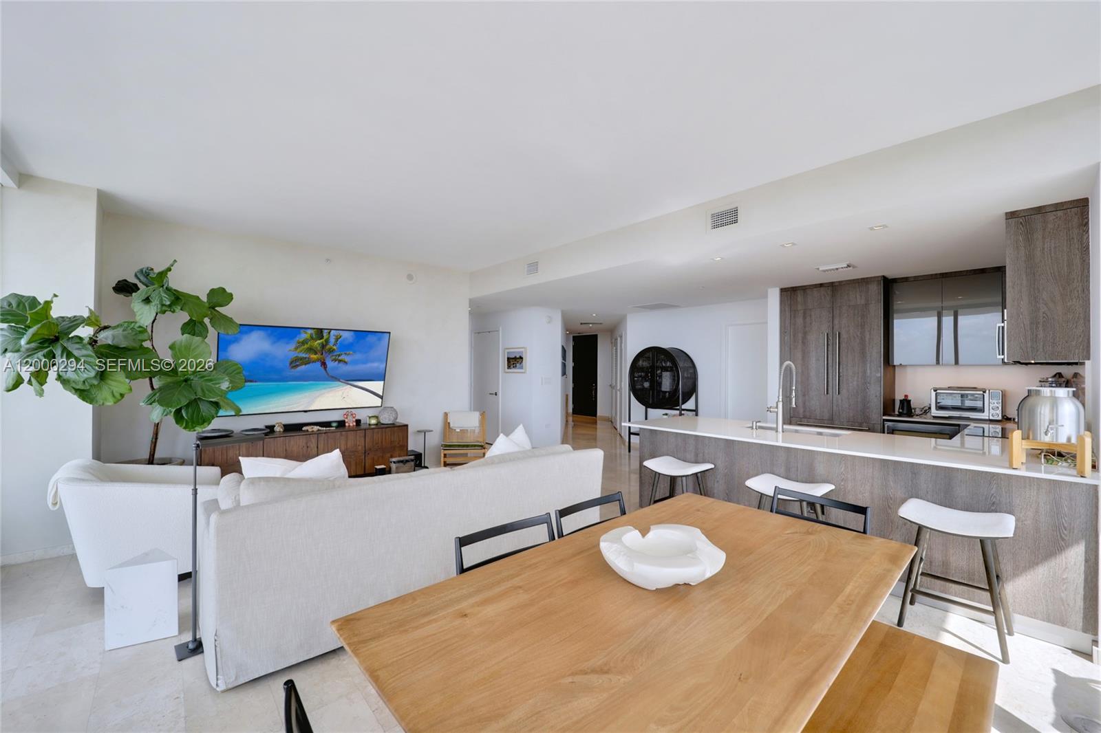 88 Southwest 7th Street, Unit 2602 Miami, FL 33130 - Photo 4 of 18