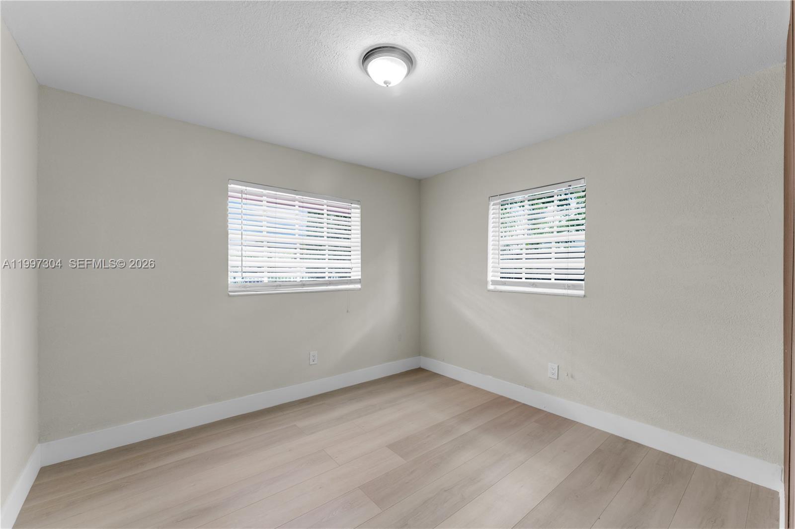 15260 Southwest 308th Street Homestead, FL 33033 - Photo 14 of 37