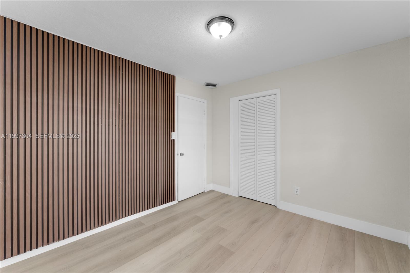 15260 Southwest 308th Street Homestead, FL 33033 - Photo 15 of 37