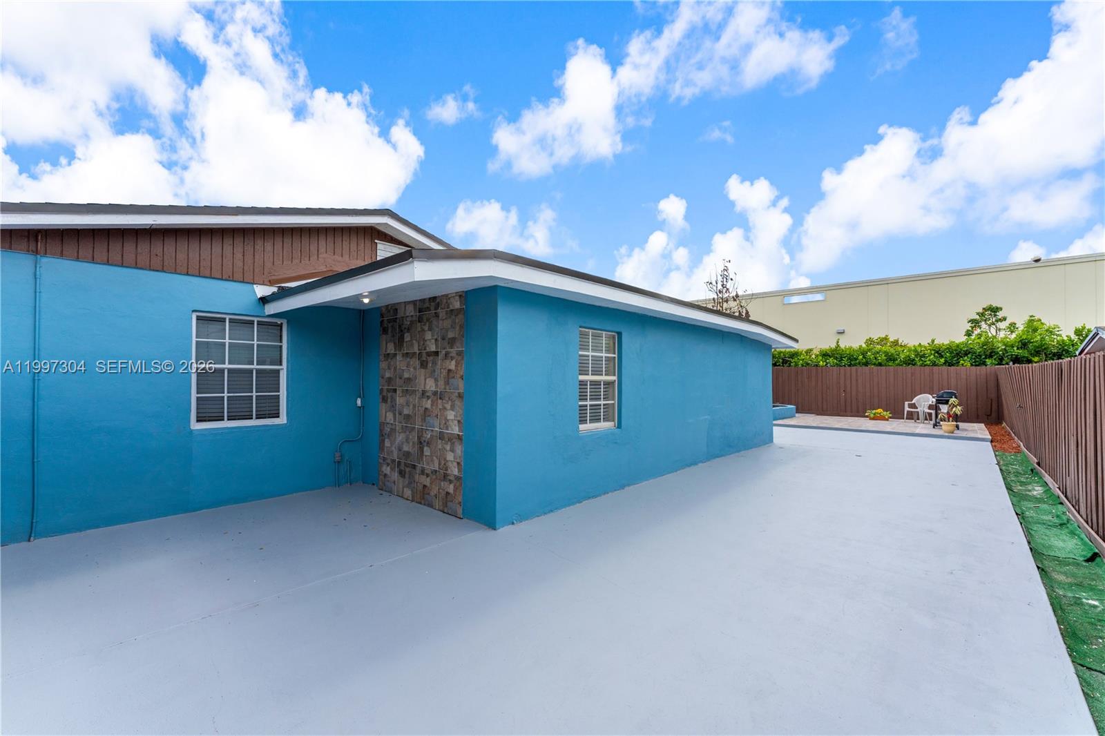 15260 Southwest 308th Street Homestead, FL 33033 - Photo 20 of 37