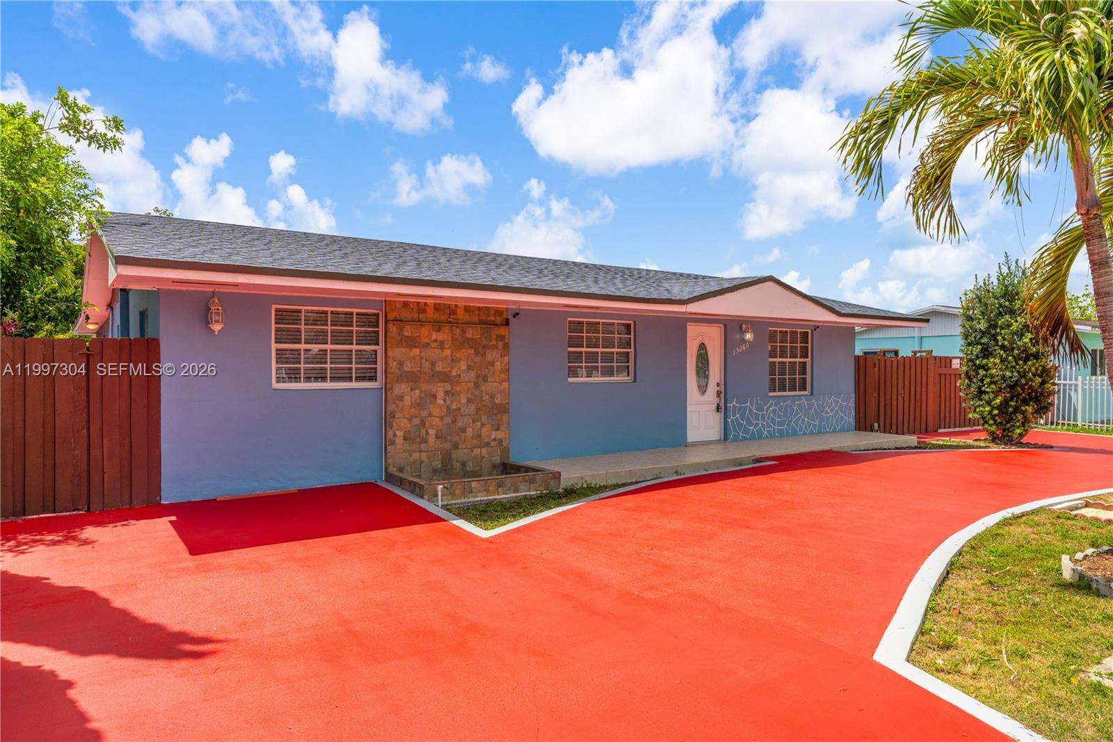 15260 Southwest 308th Street Homestead, FL 33033 - Photo 2 of 37