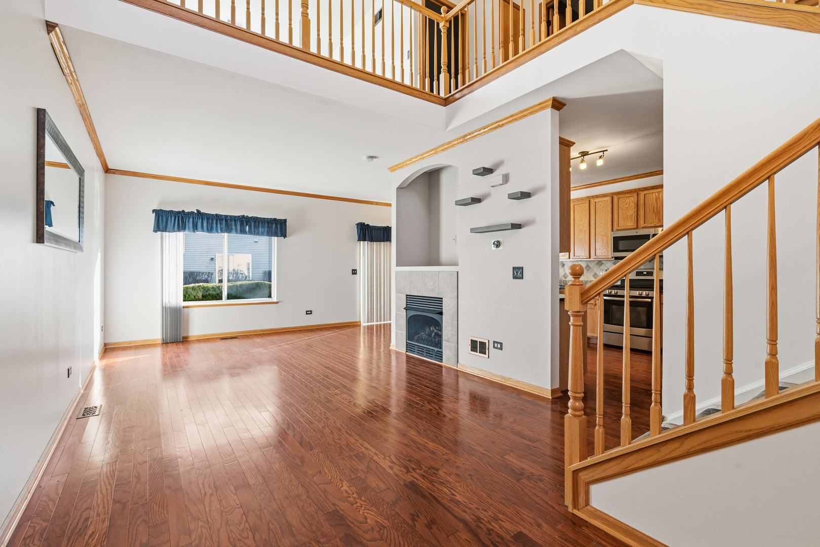 17656 Gilbert Drive Lockport, IL 60441 - Photo 13 of 32 a view of an entryway with wooden floor