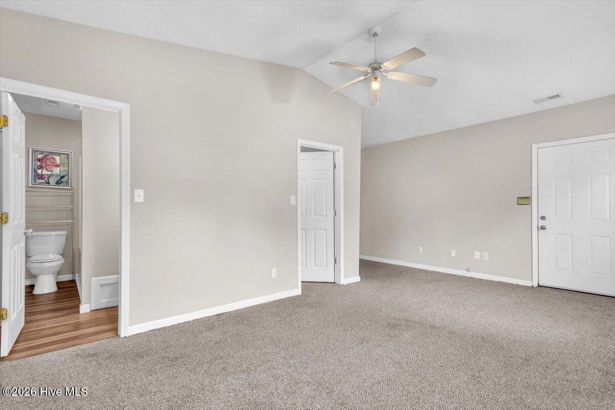 2039 Foxhorn Road Jacksonville, NC 28546 - Photo 16 of 33