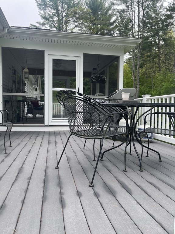 36 Brooks Street Upton, MA 01568 - Photo 14 of 29