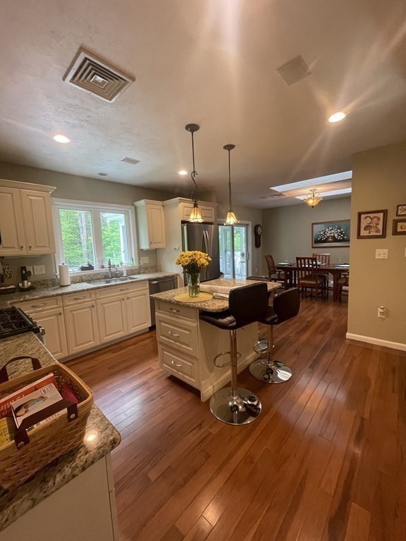 36 Brooks Street Upton, MA 01568 - Photo 9 of 29