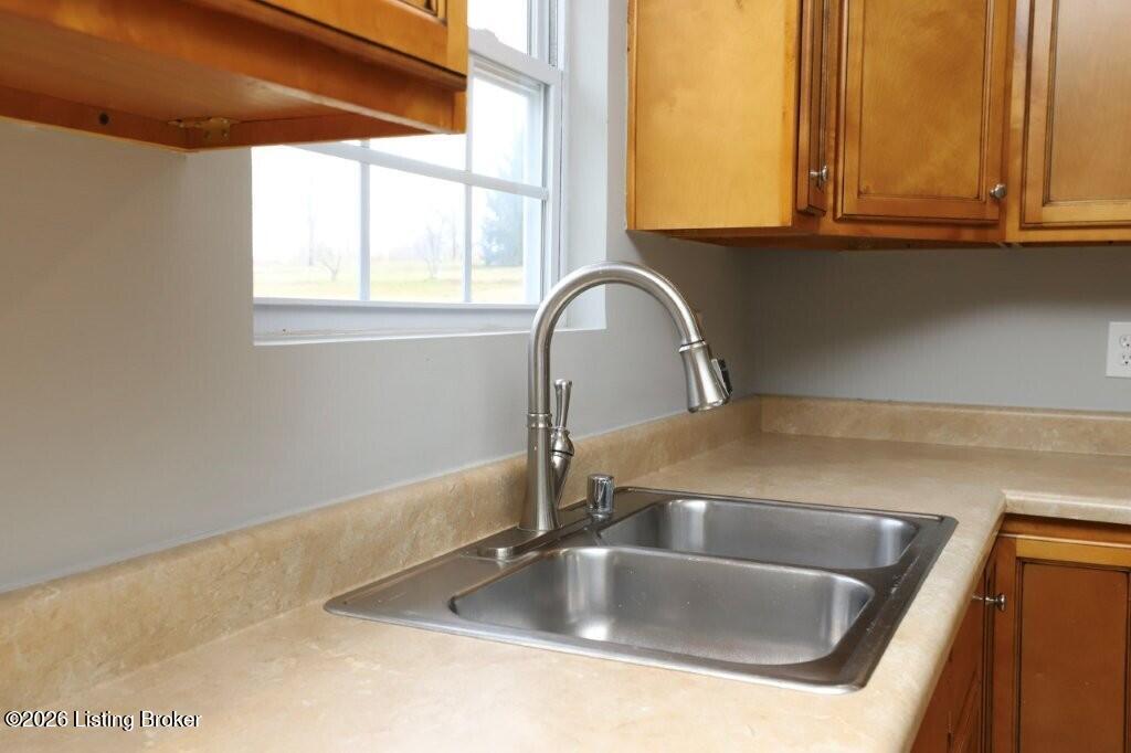 7300 Shepherdsville Road Elizabethtown, KY 42701 - Photo 22 of 37 IMG_1635