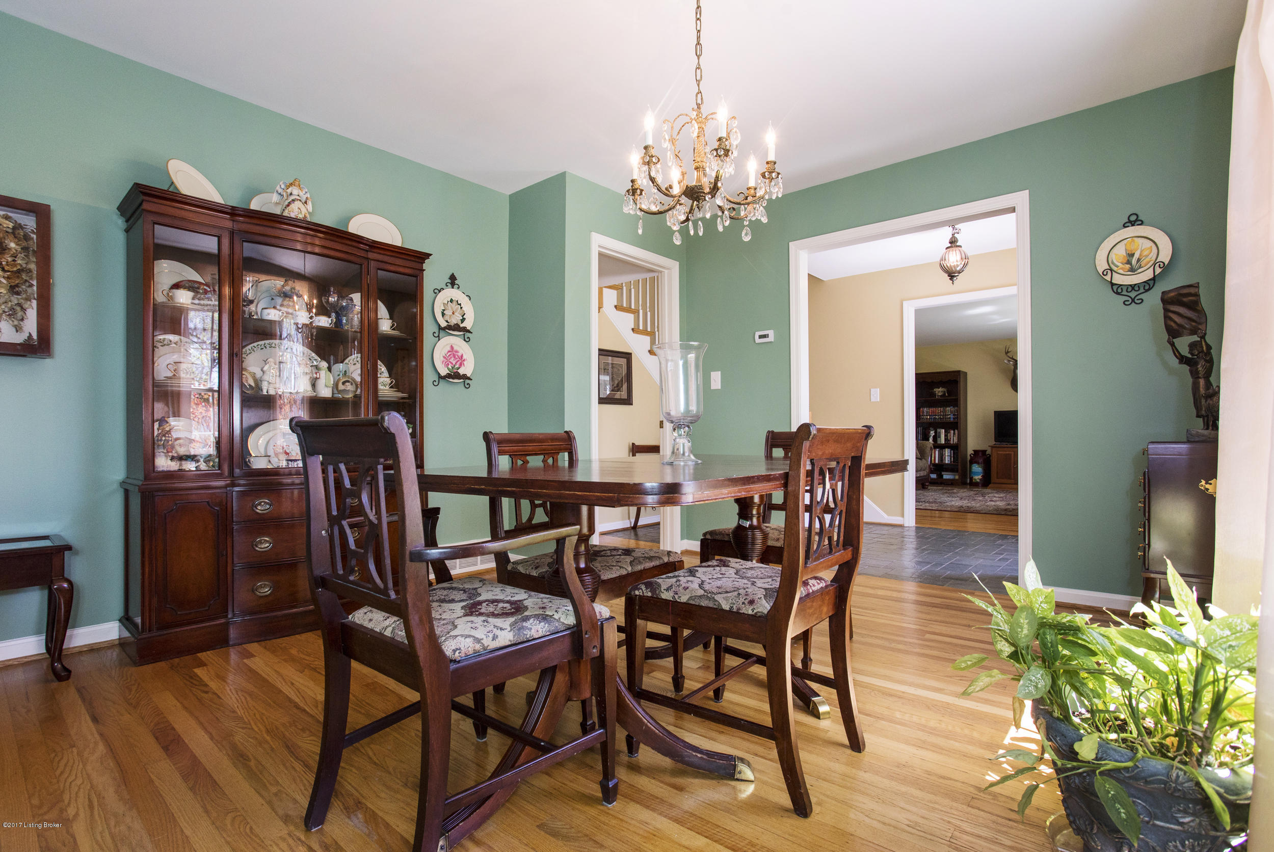 8205 Old Gate Road Louisville, KY 40241 - Photo 9 of 42 11-formal dining