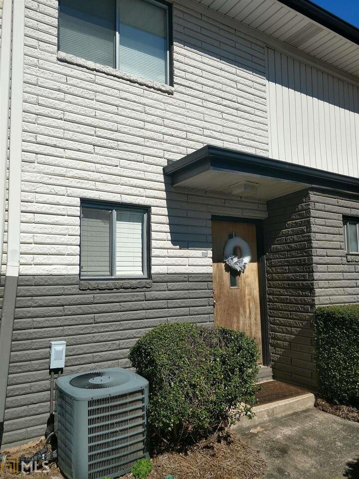 3501 Roswell Road, Unit 305 Atlanta, GA 30305 - Photo 1 of 1 Gallery Image 1