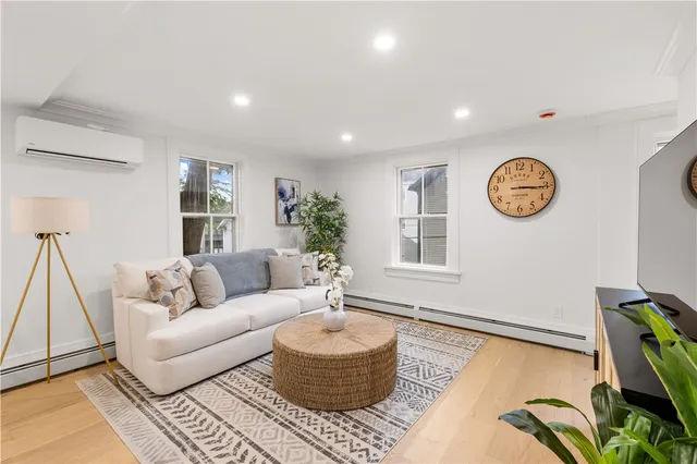 $889,999 | 51 Poplar Street, Unit 2, Newport, RI 02840