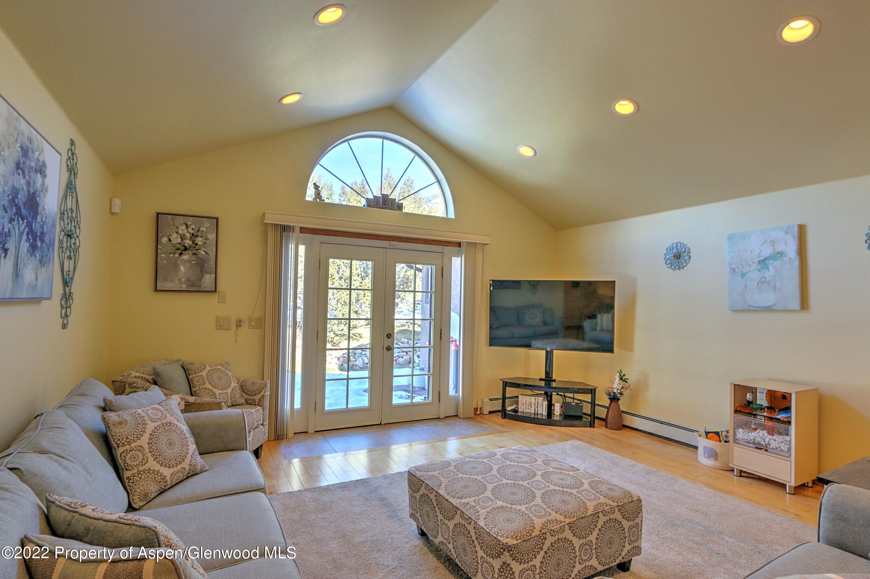 274 Cedar Way New Castle, CO 81647 - Photo 19 of 56 IMG_8830_1_2_3_4_5_6