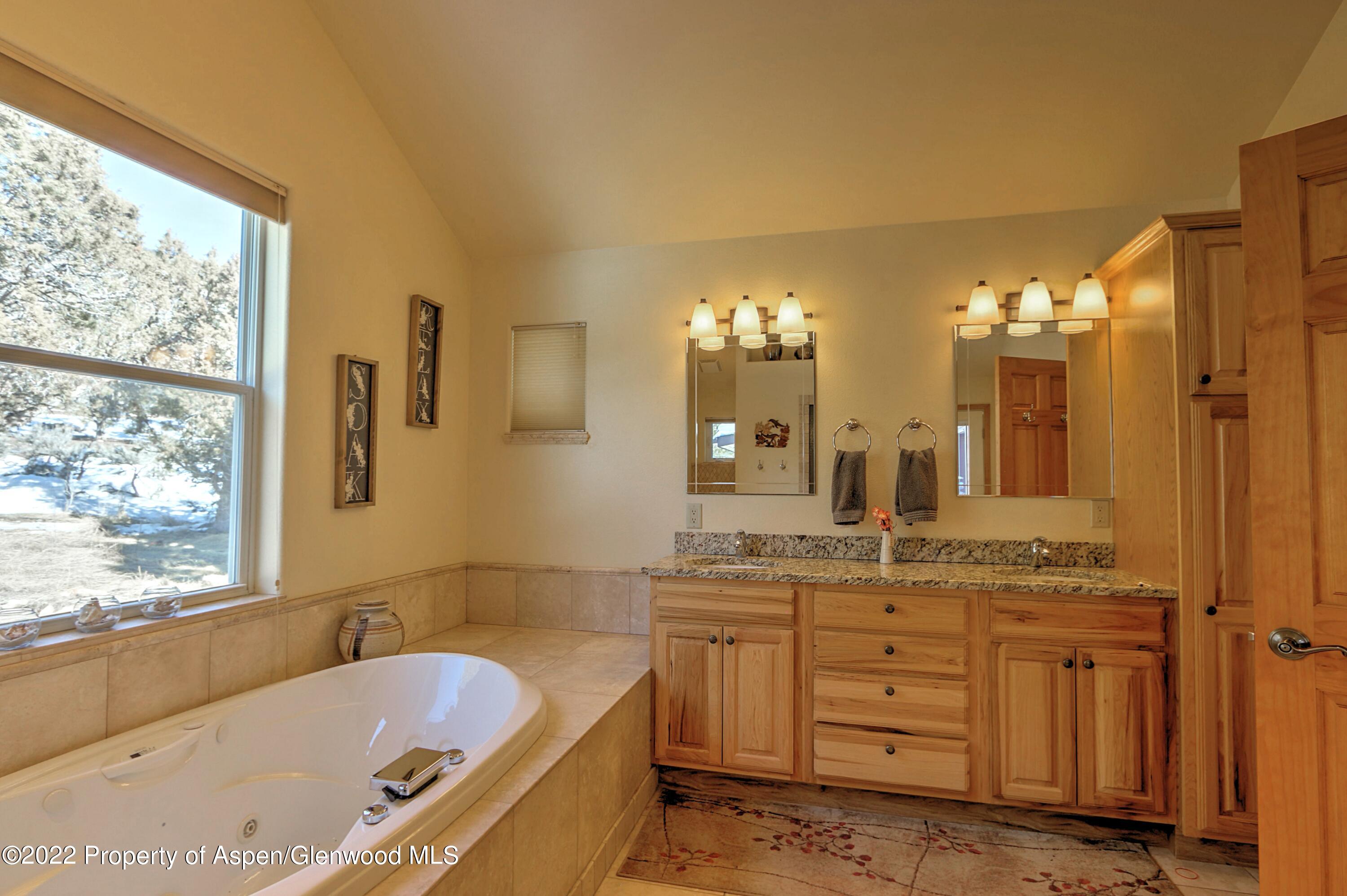 274 Cedar Way New Castle, CO 81647 - Photo 23 of 56 IMG_9187_88_89_90_91_92_93