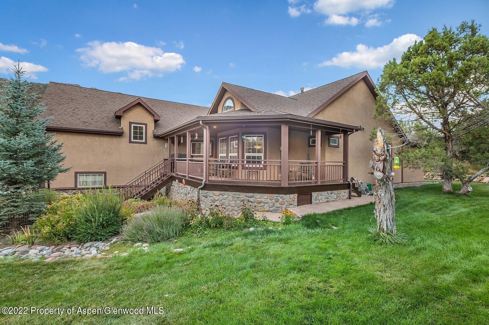 274 Cedar Way New Castle, CO 81647 - Photo 5 of 56 Side deck 1