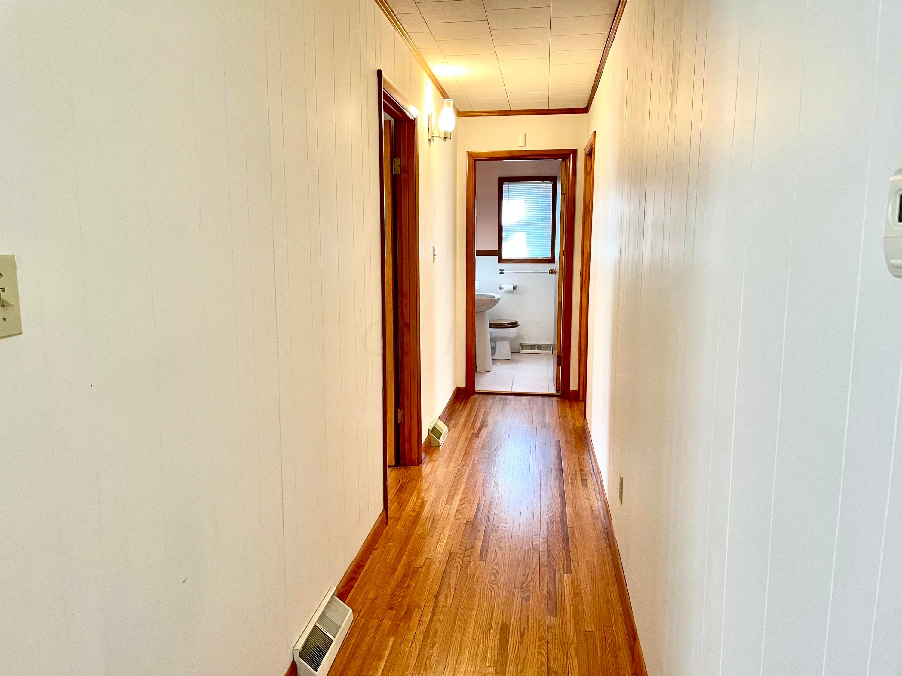 1368 Allen Road Beaver, OH 45613 - Photo 17 of 77 Hallway to the bedrooms.