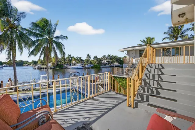 $2,000 | 1821 Middle River Drive, Unit 11, Fort Lauderdale, FL 33305