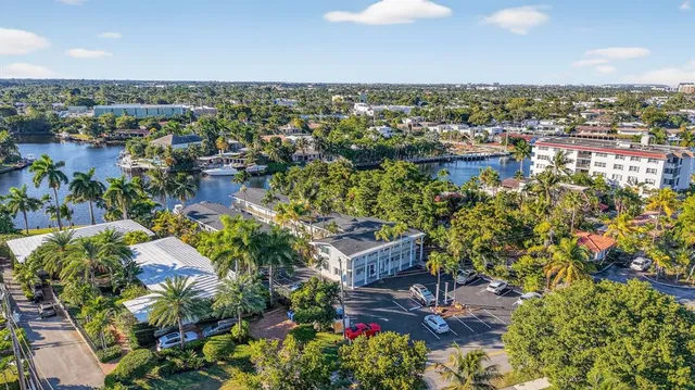 $2,000 | 1821 Middle River Drive, Unit 11, Fort Lauderdale, FL 33305